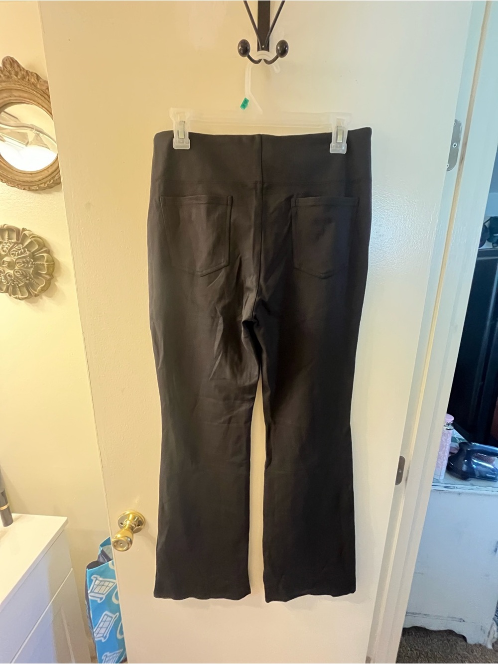 HALARA Black Flare Work Pants NWT - Picture 3 of 4